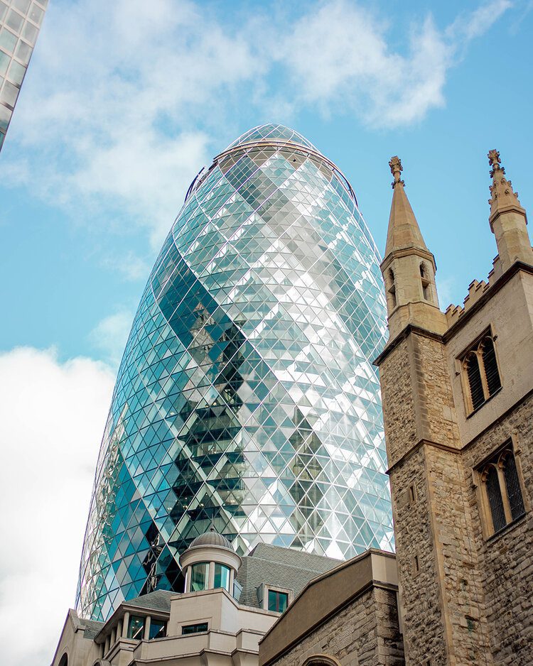 PFHPostcardsfromHawaii10iconicLondonLandmarksyoumustseeGherkin