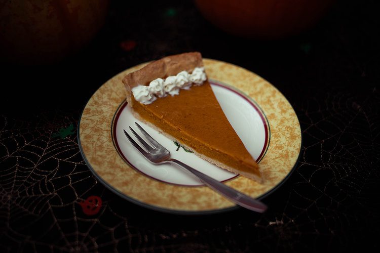 PFHPostcardsfromHawaiiPumpkinPieRecipeFoodandDrinkThanksgivingBakingHalloweenUSAAmerica 3 2